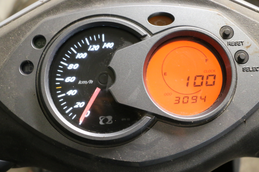 photo de TACHOMETER  MBK FLAME X 125 (2007 - 2016) - Zoom auf Gebrauchszustand