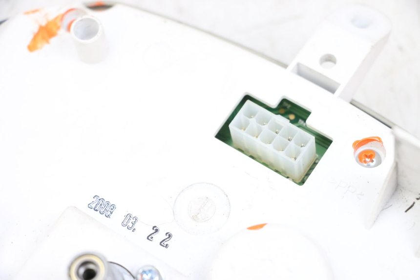 photo de TACHOMETER  MBK FLAME X 125 (2007 - 2016) - Details der Befestigungspunkte