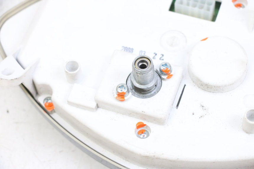 photo de TACHOMETER  MBK FLAME X 125 (2007 - 2016) - Oberflächenzustand und Material