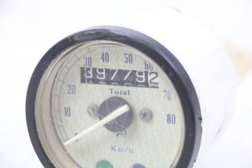photo de TACHOMETER MBK FLIPPER 50 (2004 - 2012) - Details der Befestigungspunkte
