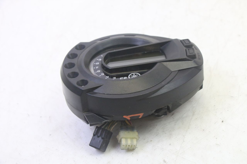 photo de TACHOMETER  YAMAHA FZ6 N FAZER 600 (2004 - 2006)