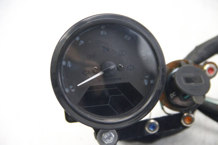 photo de TACHOMETER  YAMAHA FZS FAZER 600 (2001 - 2003)