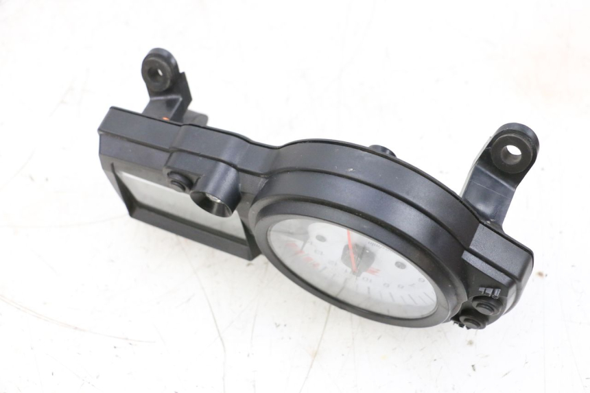 photo de TACHOMETER  SUZUKI GSXR GSX-R 1000 (2003 - 2004) - Kennzeichnungen und Originalreferenzen