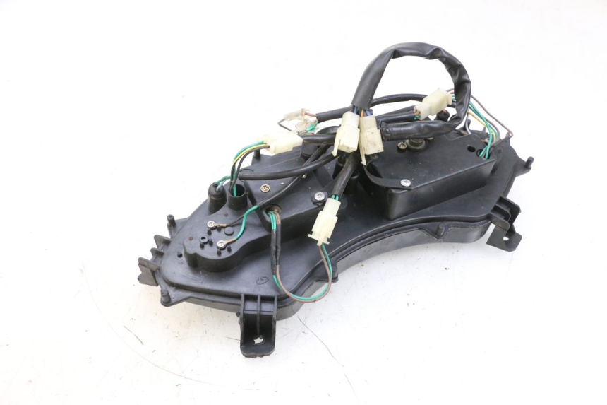 photo de TACHOMETER  JM MOTORS GTS 125 (2015 - 2019) - Details der Befestigungspunkte