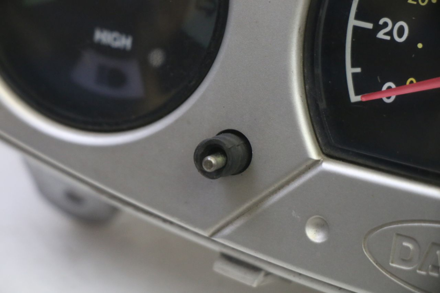 photo de TACHOMETER  DAELIM HISTORY 125 (2001 - 2002)