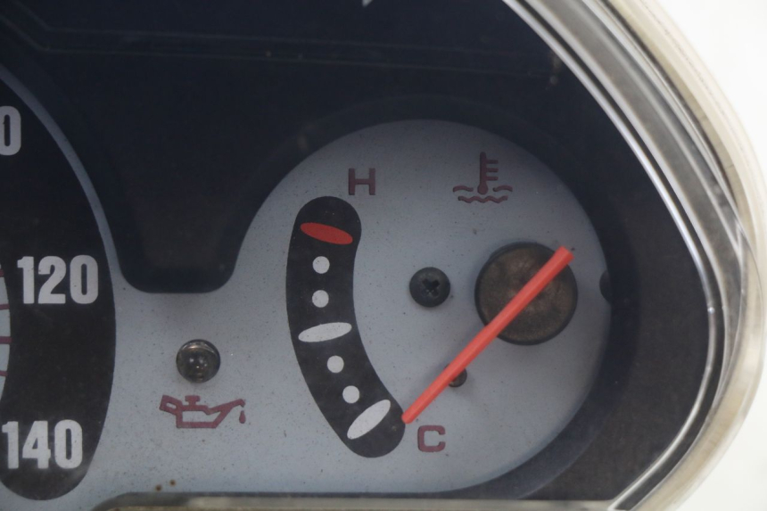 photo de TACHOMETER HONDA FES PANTHEON 2T 125 (1998 - 2002)