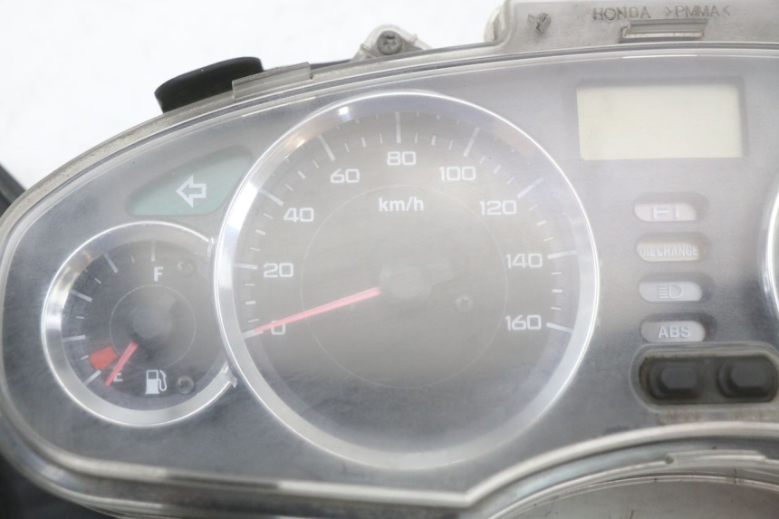 photo de TACHOMETER HONDA FES S-WING SWING ABS 125 (2007 - 2015)