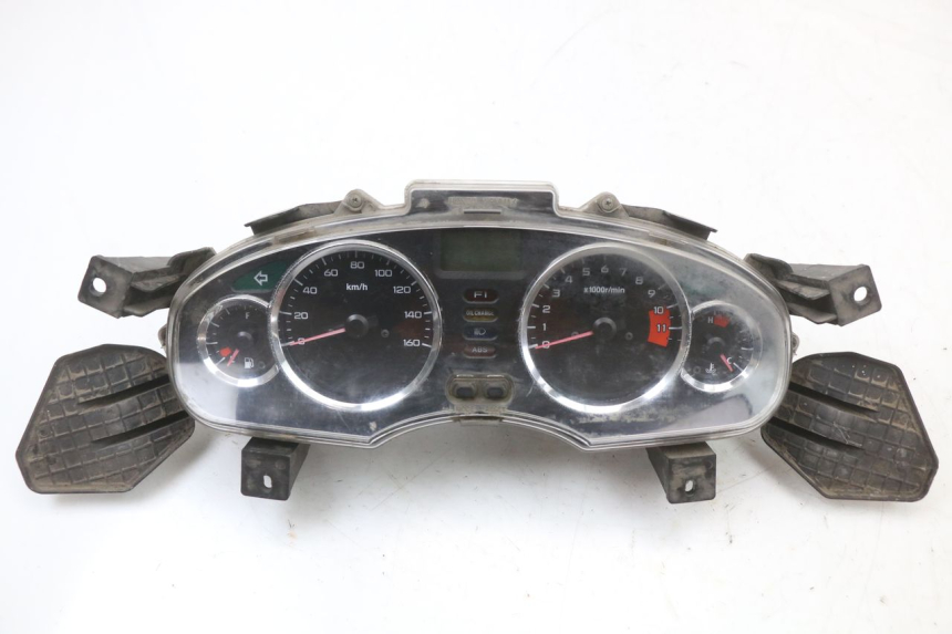 photo de TACHOMETER HONDA FES S-WING SWING ABS 125 (2007 - 2015)