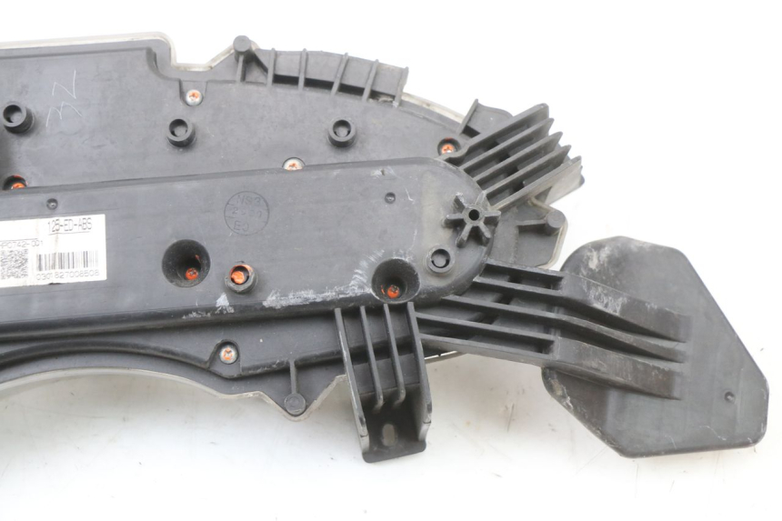 photo de TACHOMETER HONDA FES S-WING SWING ABS 125 (2007 - 2015)