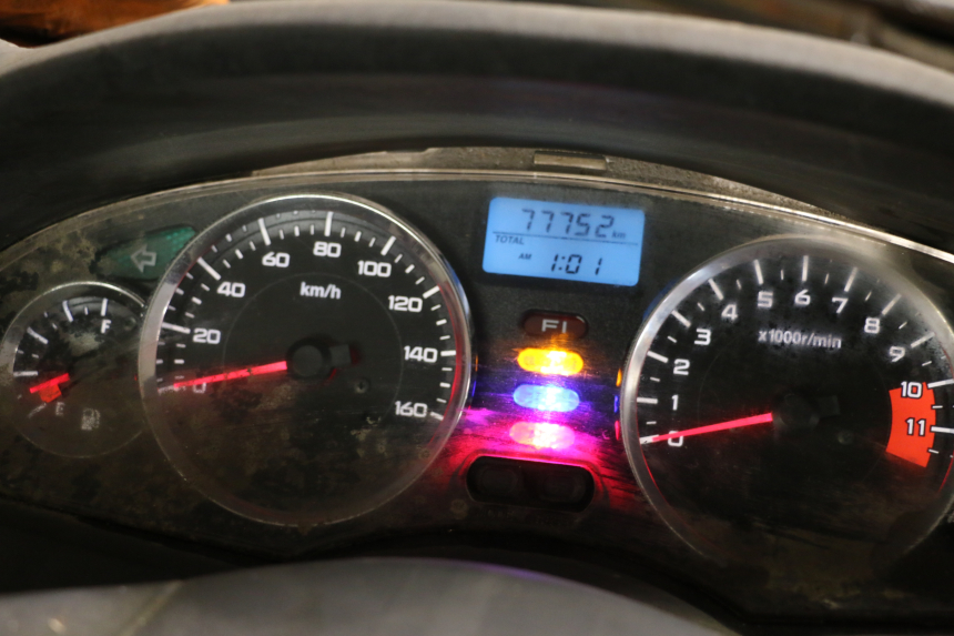 photo de TACHOMETER HONDA FES S-WING SWING ABS 125 (2007 - 2015)