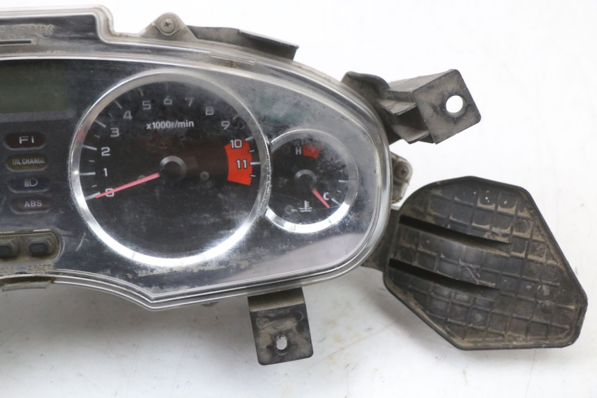 photo de TACHOMETER HONDA FES S-WING SWING ABS 125 (2007 - 2015)