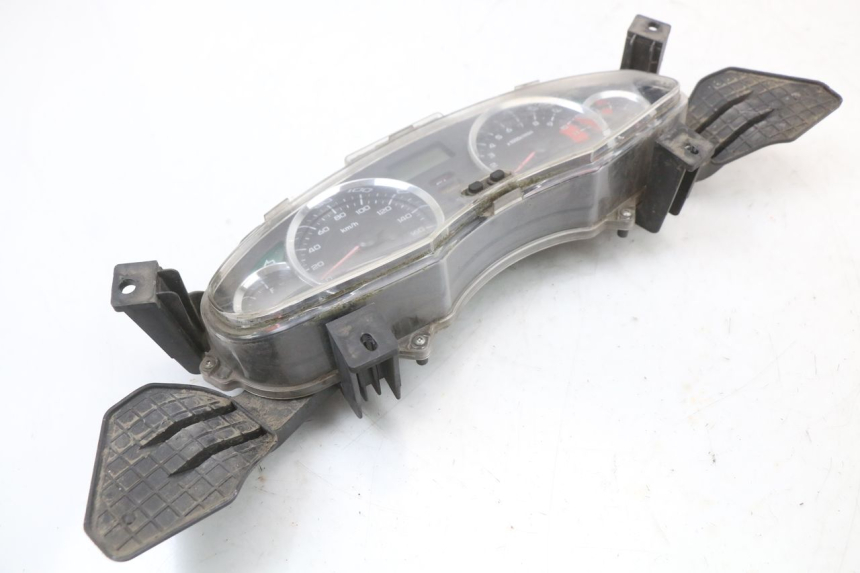 photo de TACHOMETER HONDA FES S-WING SWING ABS 125 (2007 - 2015)