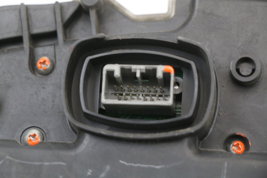 photo de TACHOMETER HONDA FES S-WING SWING ABS 125 (2007 - 2015)