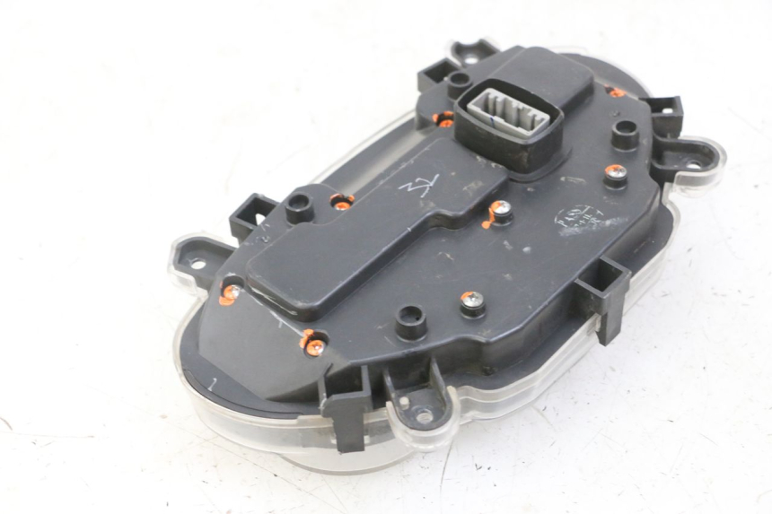 photo de TACHOMETER  PIAGGIO IE MP3 YOURBAN 300 (2011 - 2016)