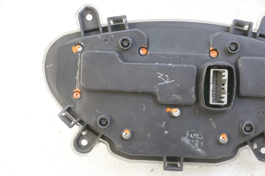 photo de TACHOMETER  PIAGGIO IE MP3 YOURBAN 300 (2011 - 2016)