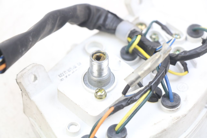 photo de TACHOMETER PEUGEOT KISBEE 2T 50 (2010 - 2017)