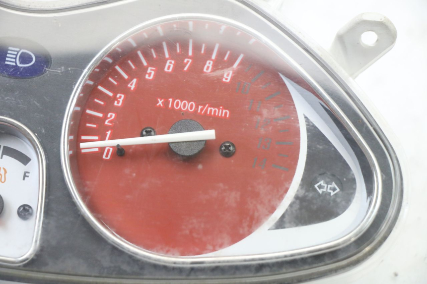 photo de TACHOMETER  LONGJIA SHARPY 125 (2020 - 2024)