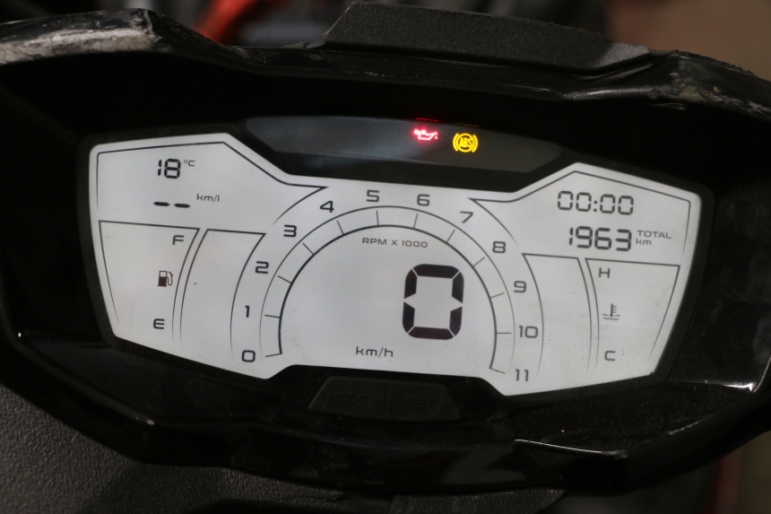 photo de TACHOMETER  PIAGGIO MP3 HPE 310 (2024 - 2025)