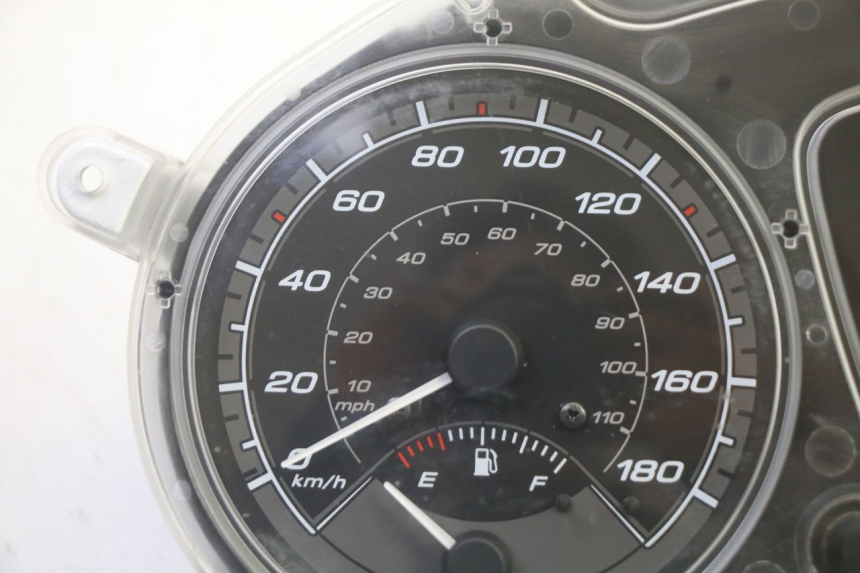 photo de TACHOMETER  PIAGGIO MP3 HPE 350 (2018 - 2020) - Detailansicht des Bauteils