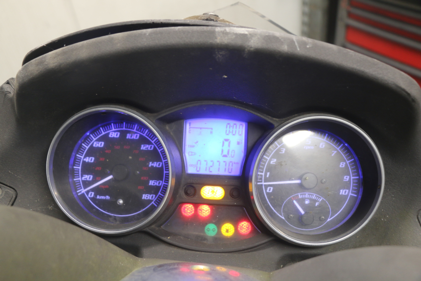 photo de TACHOMETER PIAGGIO MP3 LT 400 (2007 - 2012)