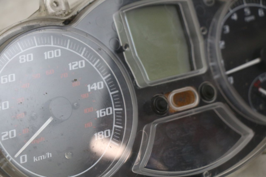 photo de TACHOMETER PIAGGIO MP3 LT 400 (2007 - 2012)