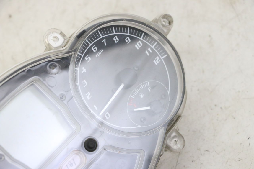 photo de TACHOMETER  PIAGGIO MP3 LT 300 (2010 - 2016)