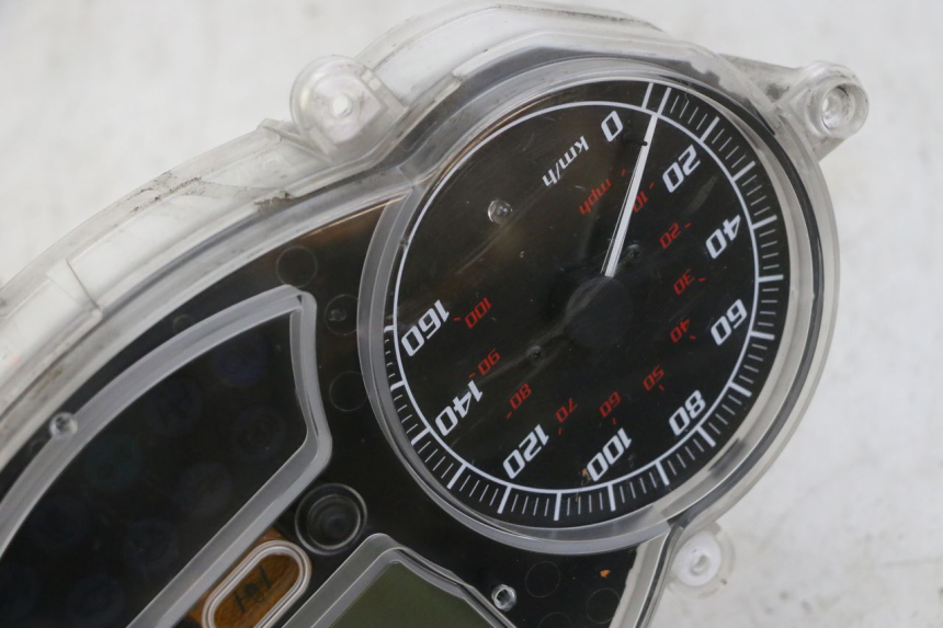 photo de TACHOMETER  PIAGGIO MP3 LT 300 (2010 - 2016)