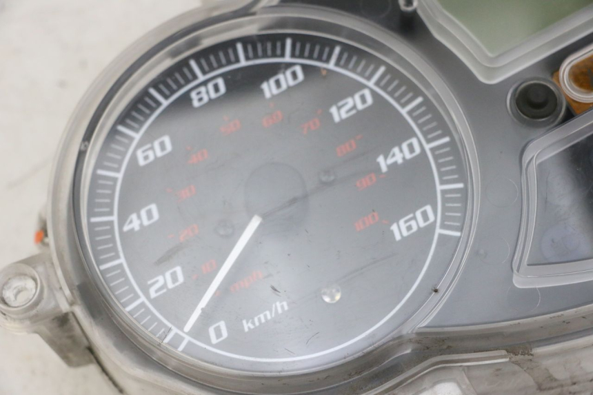 photo de TACHOMETER  PIAGGIO MP3 LT 300 (2010 - 2016)