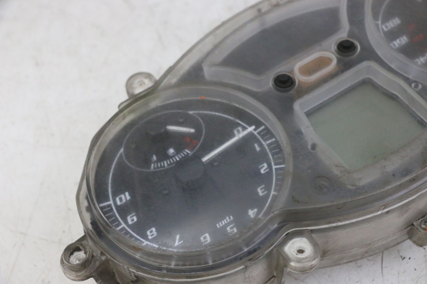 photo de TACHOMETER PIAGGIO MP3 LT 400 (2007 - 2012)