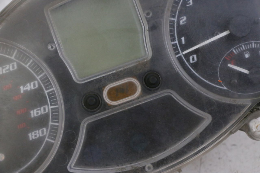 photo de TACHOMETER PIAGGIO MP3 LT 400 (2007 - 2012)
