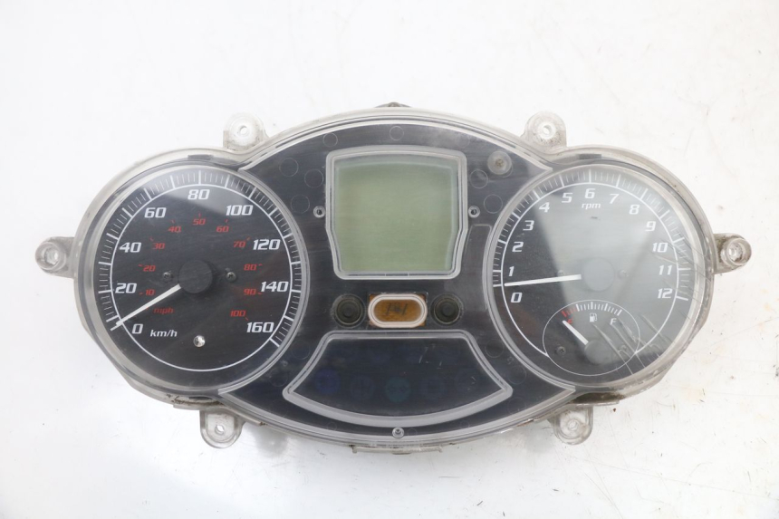 photo de TACHOMETER PIAGGIO MP3 125 (2006 - 2014)