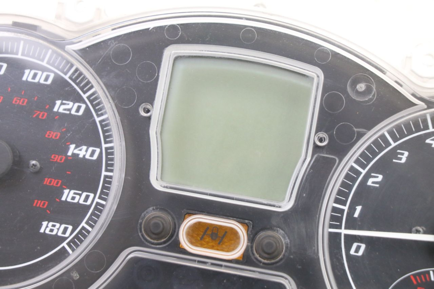 photo de TACHOMETER  PIAGGIO MP3 500 (2011 - 2015)