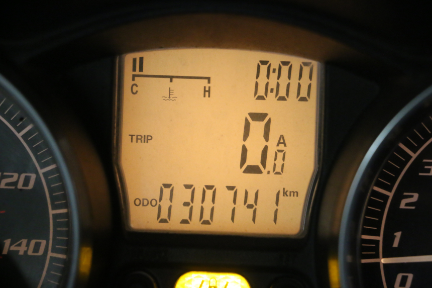 photo de TACHOMETER PIAGGIO MP3 125 (2006 - 2014)