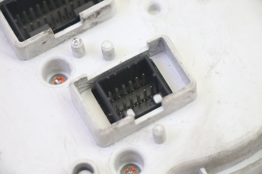 photo de TACHOMETER  PIAGGIO MP3 RL 250 (2007 - 2010)