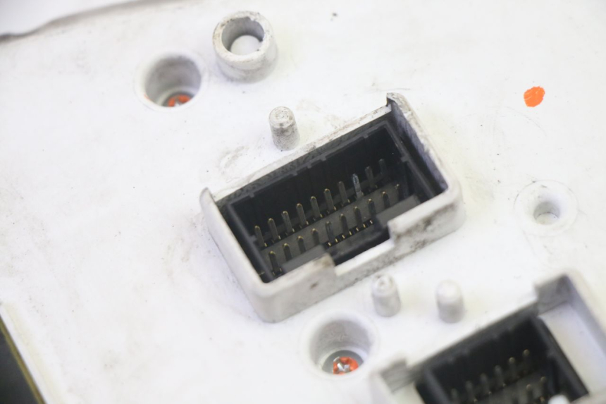 photo de TACHOMETER  PIAGGIO MP3 RL 250 (2007 - 2010)