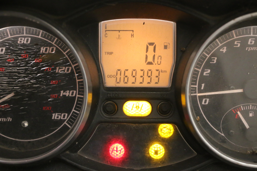 photo de TACHOMETER  PIAGGIO MP3 RL 250 (2007 - 2010)