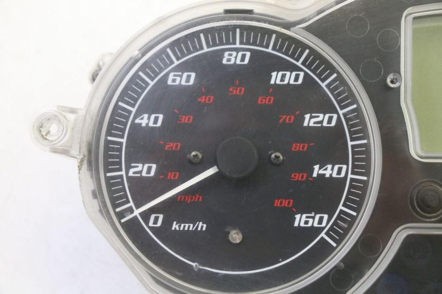 photo de TACHOMETER PIAGGIO MP3 125 (2006 - 2014)
