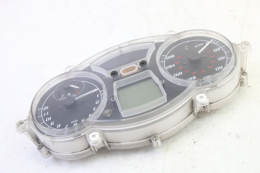 photo de TACHOMETER PIAGGIO MP3 125 (2006 - 2014)