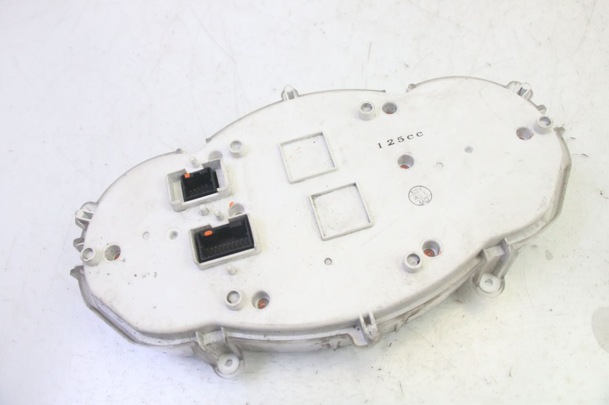 photo de TACHOMETER PIAGGIO MP3 125 (2006 - 2014)