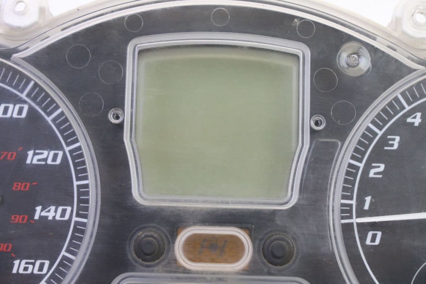 photo de TACHOMETER  PIAGGIO MP3 RL 250 (2007 - 2010) - Zoom auf Gebrauchszustand