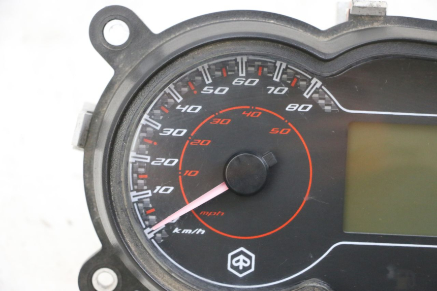 photo de TACHOMETER PIAGGIO NEW TYPHOON 50 (2018 - 2021) - Charakteristische Merkmale