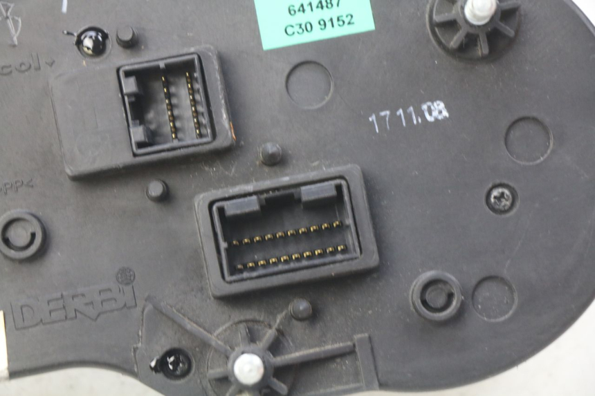 photo de TACHOMETER  GILERA NEXUS 125 (2009 - 2013)