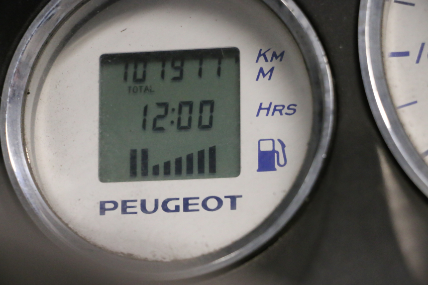 photo de TACHOMETER PEUGEOT ELYSTAR 50 (2002 - 2014)