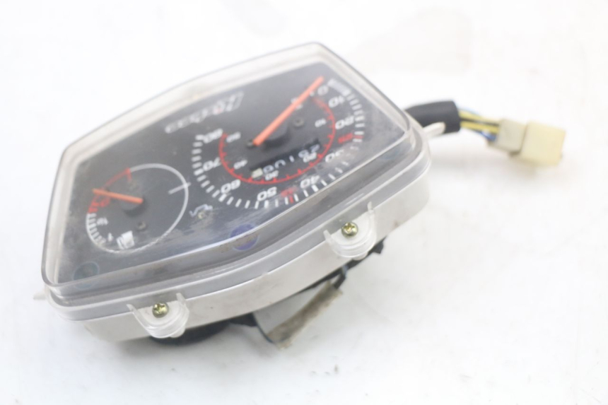 photo de TACHOMETER PEUGEOT KISBEE 2T 50 (2010 - 2017)