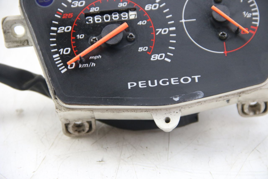 photo de TACHOMETER PEUGEOT KISBEE 4T 50 (2018 - 2022)