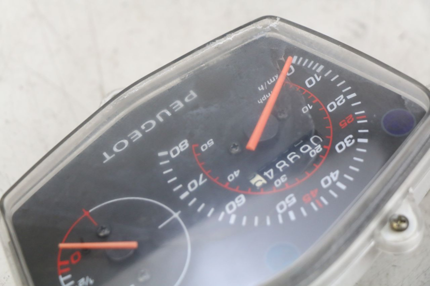 photo de TACHOMETER PEUGEOT KISBEE 4T 50 (2018 - 2022)