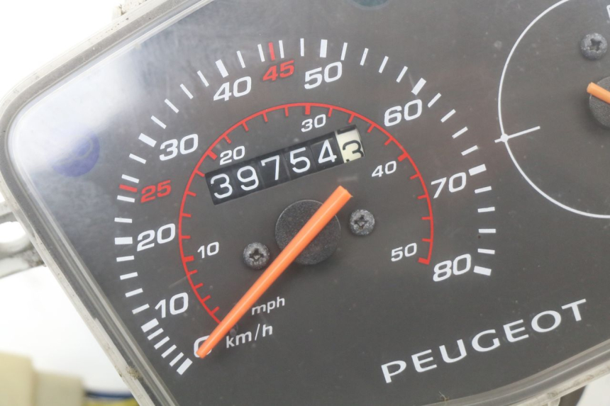 photo de TACHOMETER PEUGEOT KISBEE 4T 50 (2010 - 2017)