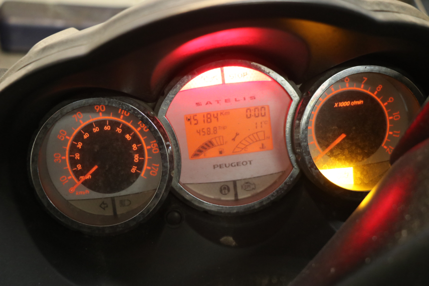 photo de TACHOMETER PEUGEOT SATELIS 125 (2006 - 2009)