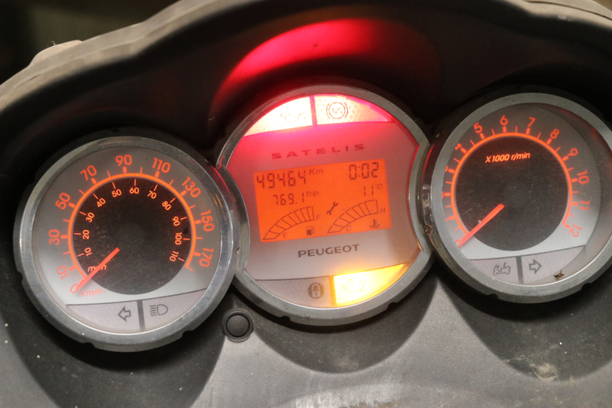 photo de TACHOMETER PEUGEOT SATELIS 125 (2010 - 2012)