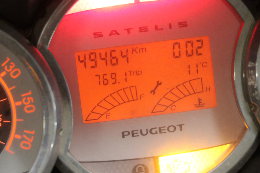 photo de TACHOMETER PEUGEOT SATELIS 125 (2010 - 2012)